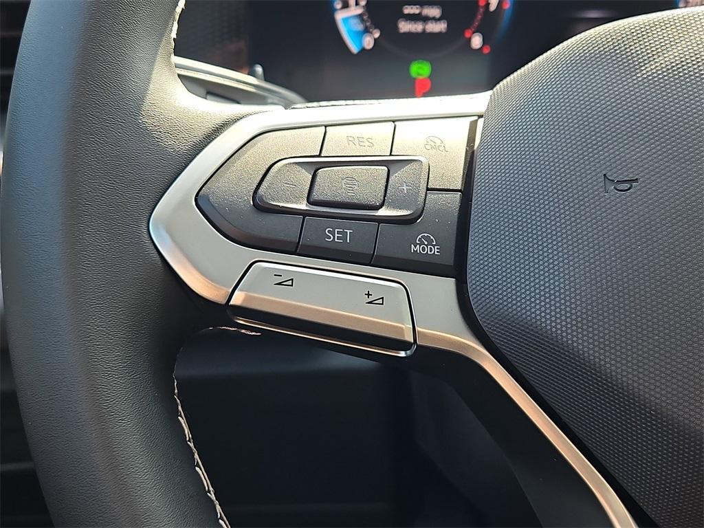 new 2025 Volkswagen Tiguan car, priced at $35,930