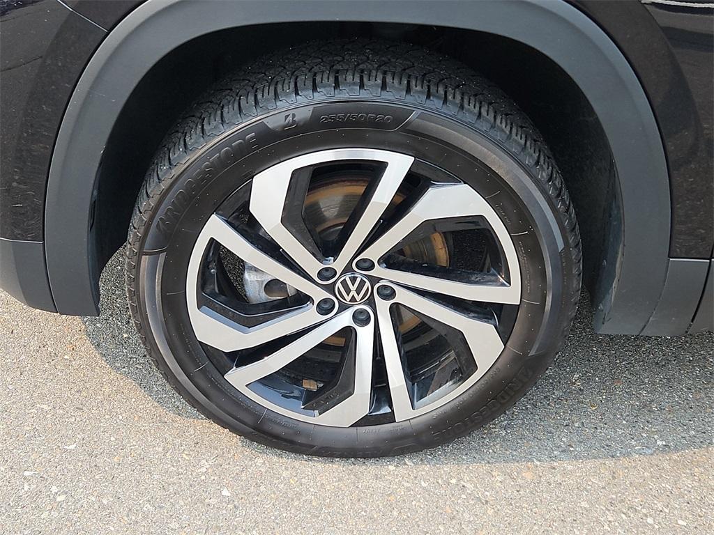 used 2022 Volkswagen Atlas Cross Sport car, priced at $22,299