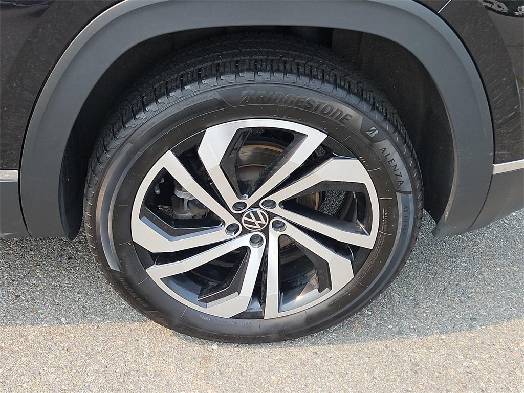 used 2022 Volkswagen Atlas Cross Sport car, priced at $22,299