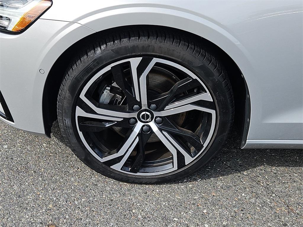 used 2024 Volvo S60 car, priced at $32,987