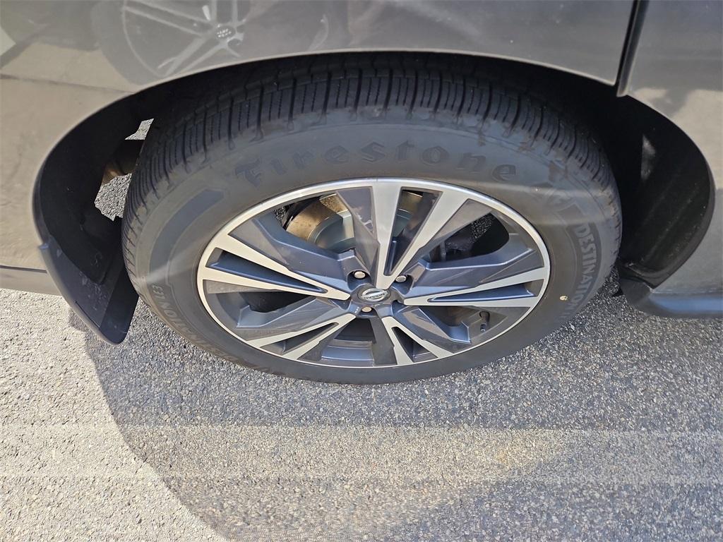 used 2020 Nissan Pathfinder car, priced at $23,999