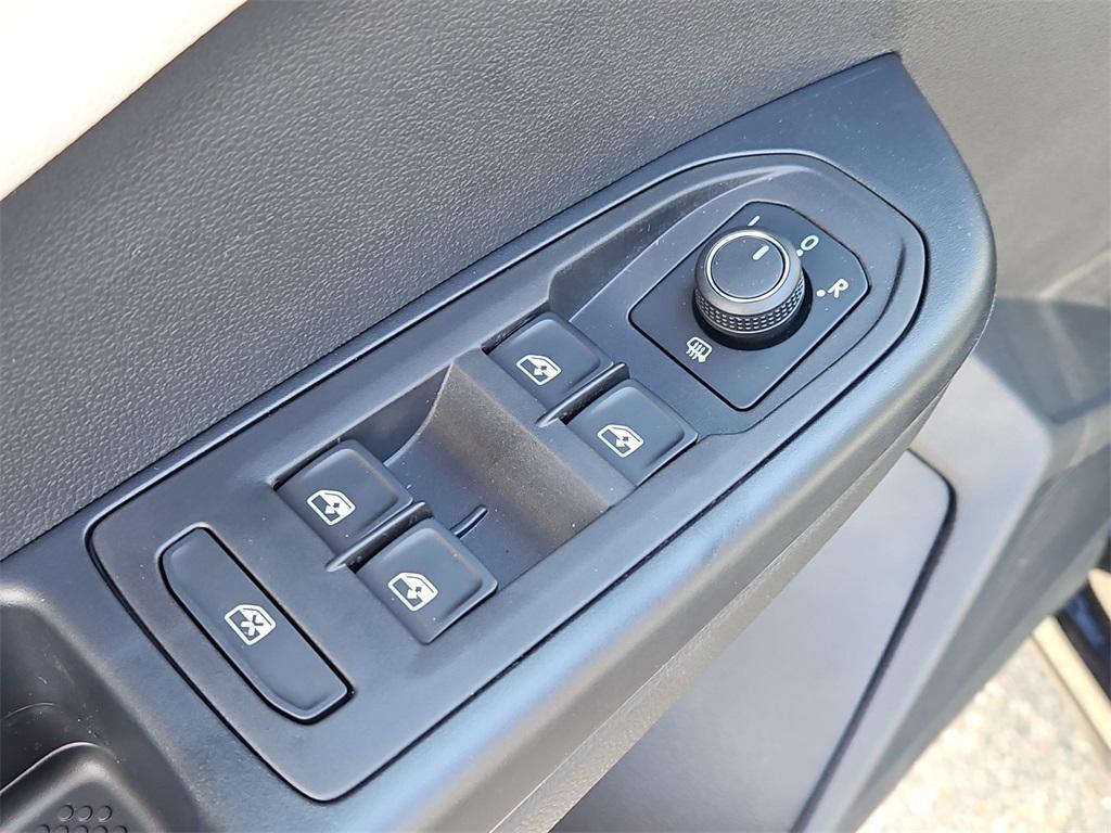 new 2025 Volkswagen Taos car, priced at $28,026