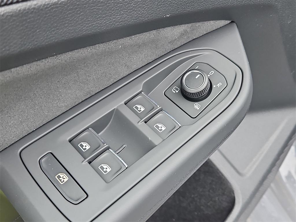 new 2025 Volkswagen Golf GTI car, priced at $39,628
