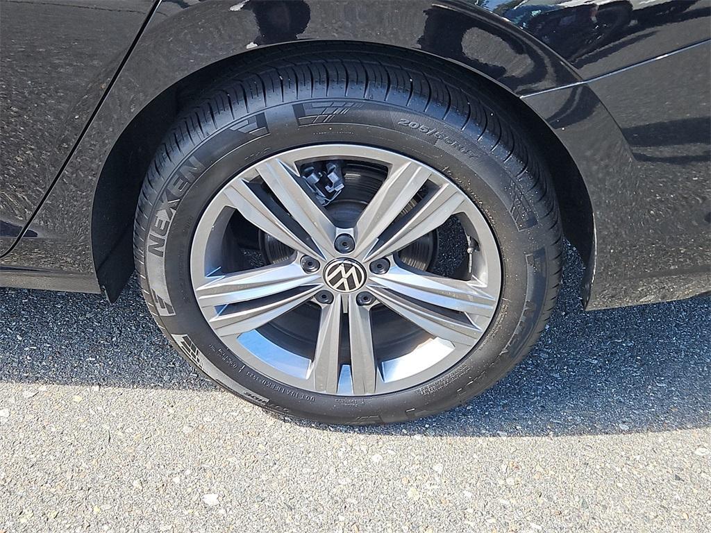 used 2024 Volkswagen Jetta car, priced at $23,987