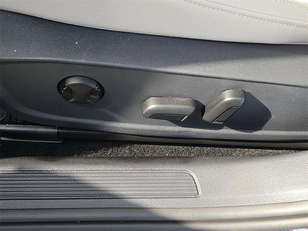 used 2024 Volkswagen Jetta car, priced at $23,987