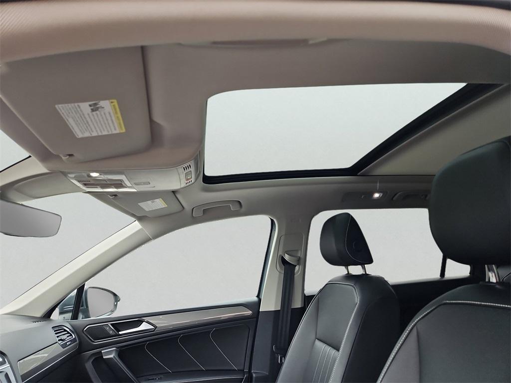 used 2022 Volkswagen Tiguan car, priced at $25,999