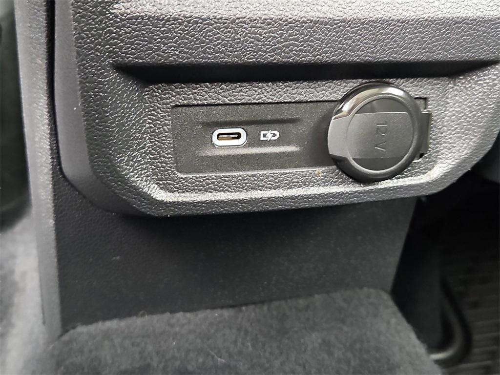 used 2022 Volkswagen Tiguan car, priced at $25,999