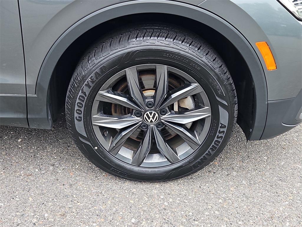 used 2022 Volkswagen Tiguan car, priced at $25,999