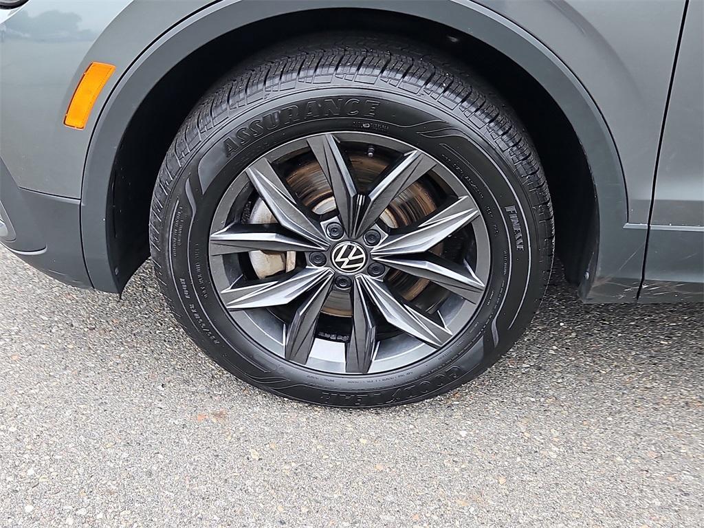 used 2022 Volkswagen Tiguan car, priced at $25,999