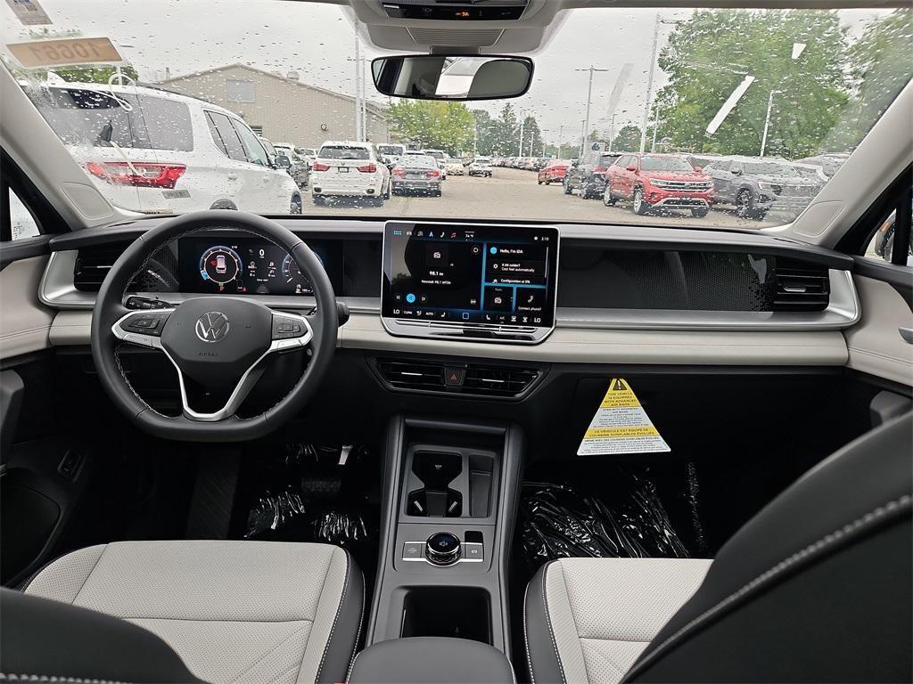 new 2025 Volkswagen Tiguan car, priced at $36,133