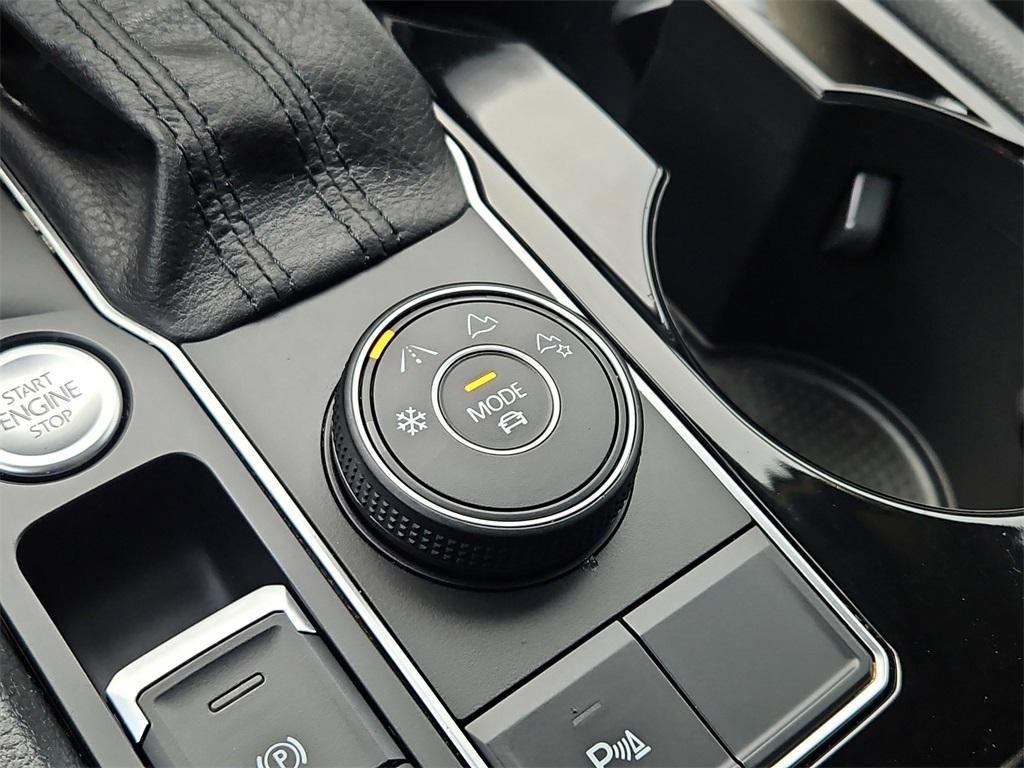 used 2019 Volkswagen Atlas car, priced at $25,299