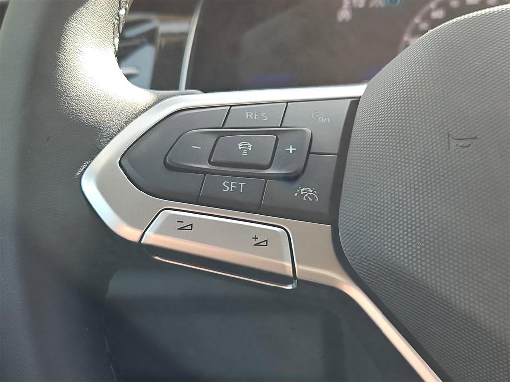 new 2025 Volkswagen Jetta car, priced at $24,111
