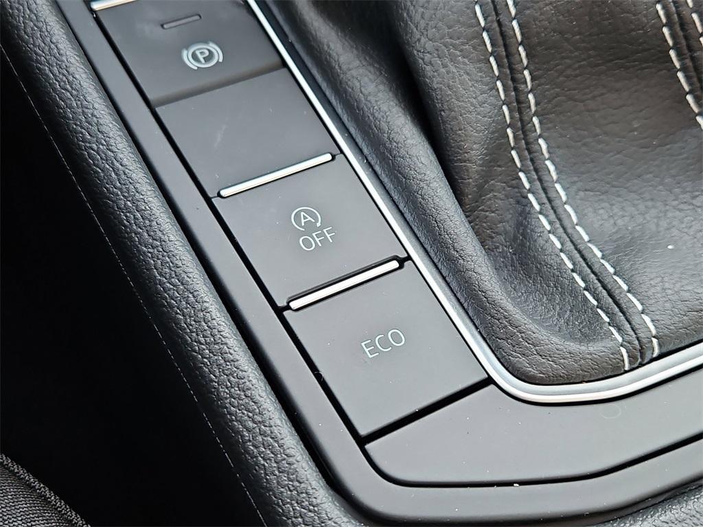 new 2025 Volkswagen Jetta car, priced at $24,111