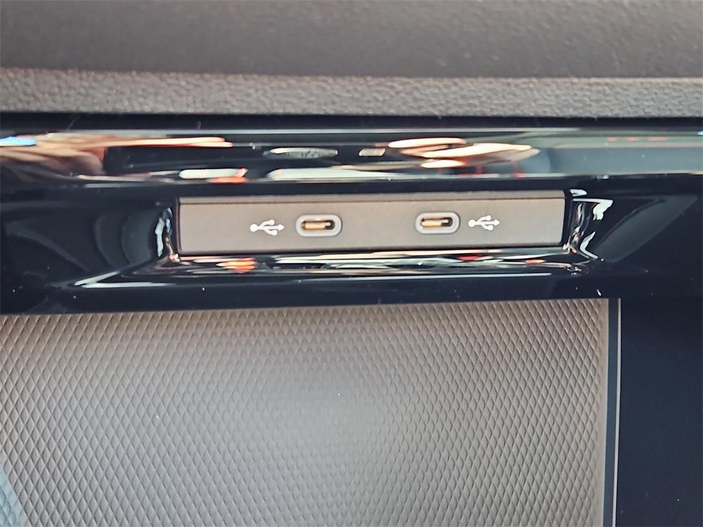 new 2025 Volkswagen Golf GTI car, priced at $38,125