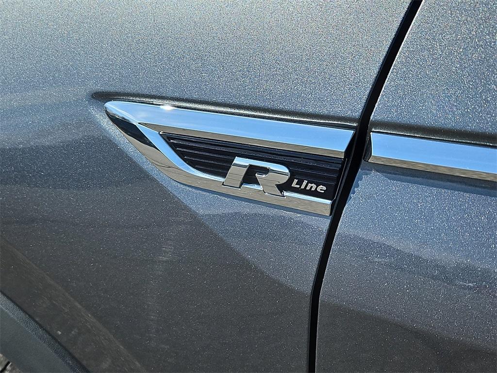 used 2021 Volkswagen Tiguan car, priced at $23,987