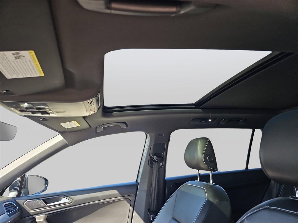 used 2021 Volkswagen Tiguan car, priced at $23,987