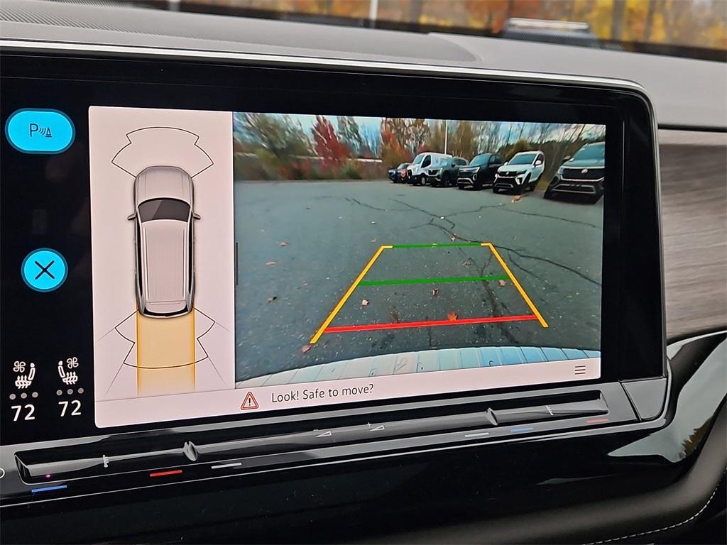 new 2026 Volkswagen Atlas car, priced at $51,019