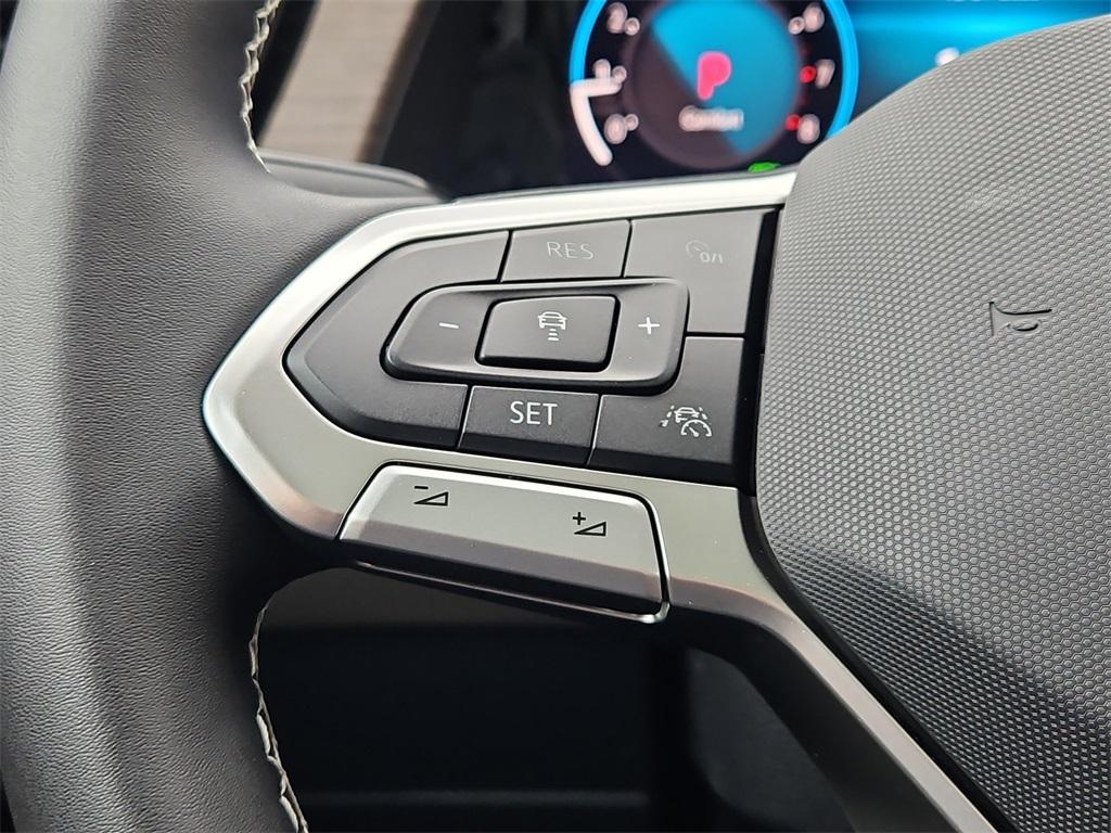 new 2026 Volkswagen Atlas car, priced at $51,019