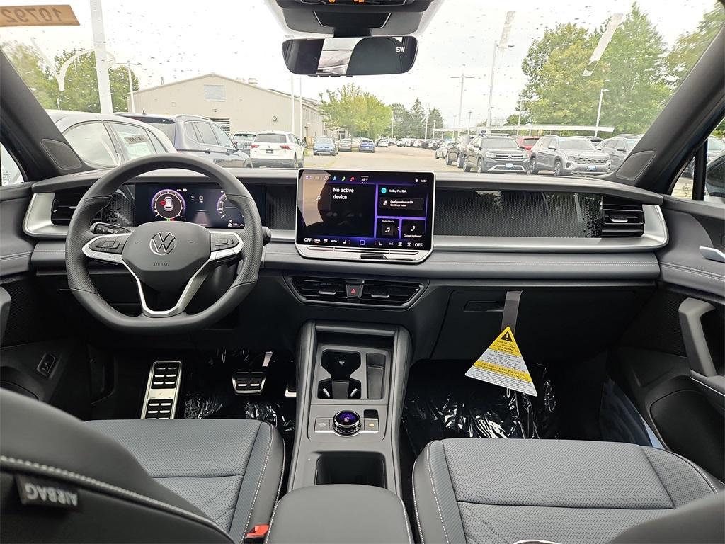new 2025 Volkswagen Tiguan car, priced at $39,309