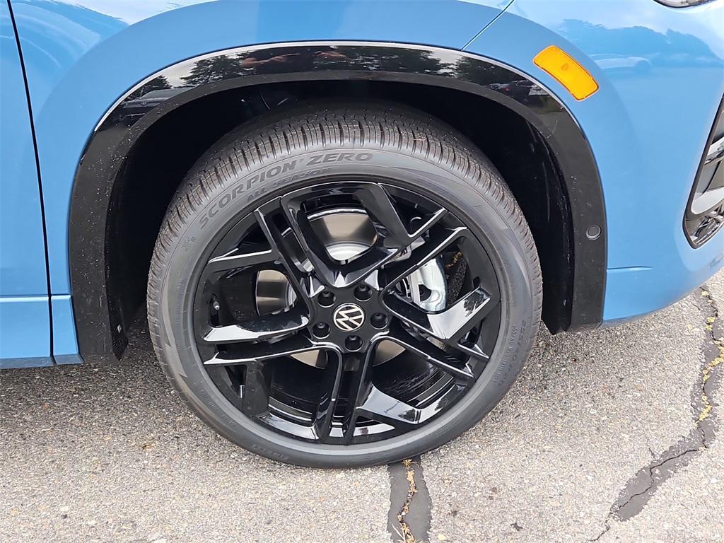 new 2025 Volkswagen Tiguan car, priced at $39,309