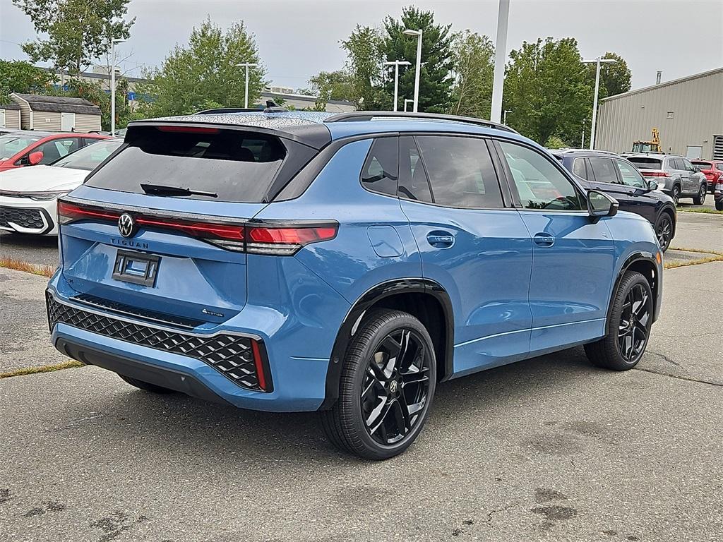 new 2025 Volkswagen Tiguan car, priced at $39,309