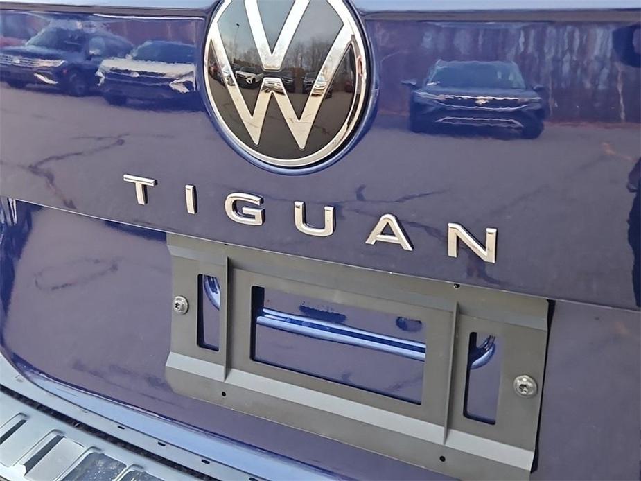 new 2024 Volkswagen Tiguan car, priced at $34,535