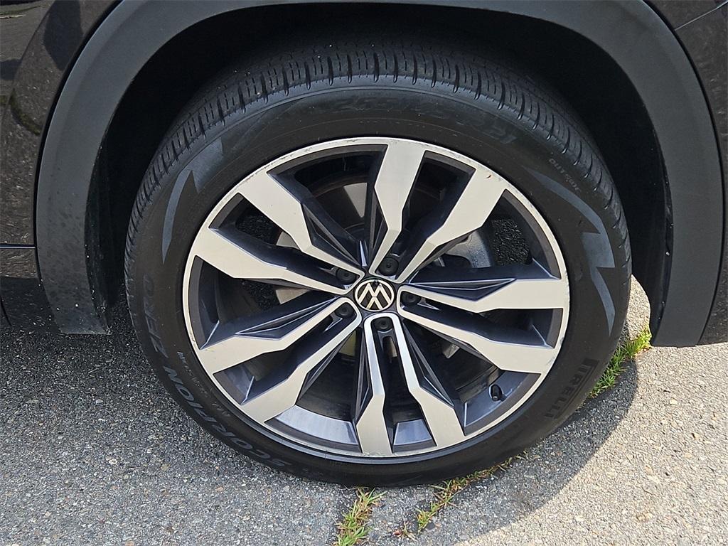 used 2022 Volkswagen Atlas car, priced at $36,499