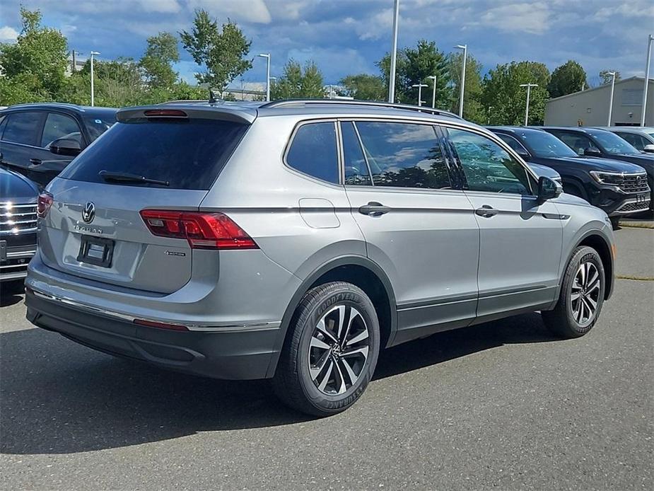 new 2024 Volkswagen Tiguan car, priced at $31,944