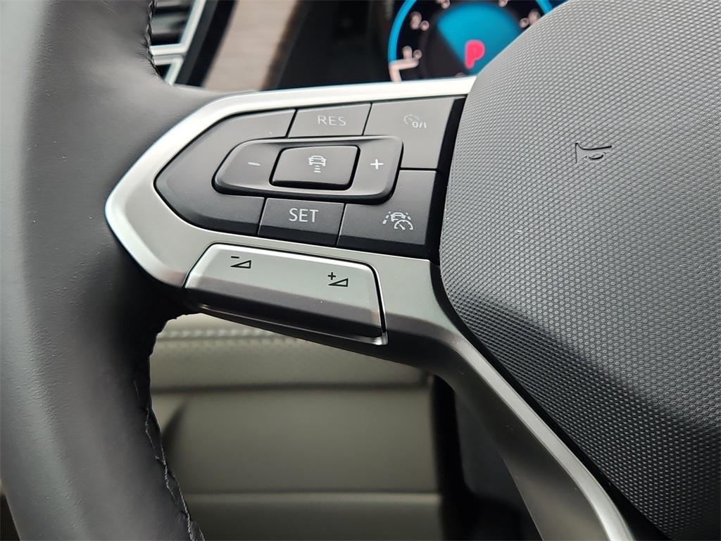 new 2025 Volkswagen Atlas car, priced at $54,312