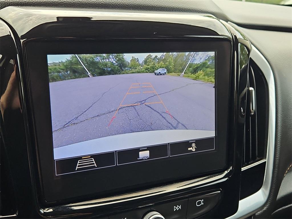 used 2020 Chevrolet Traverse car, priced at $20,999