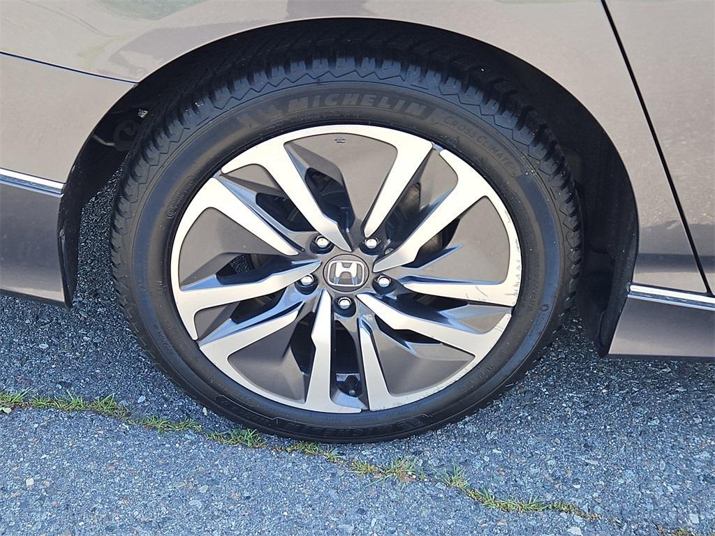 used 2018 Honda Accord Hybrid car, priced at $21,799