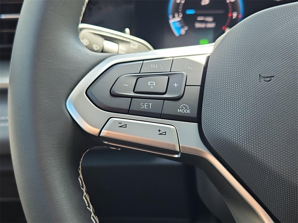 new 2025 Volkswagen Tiguan car, priced at $35,793