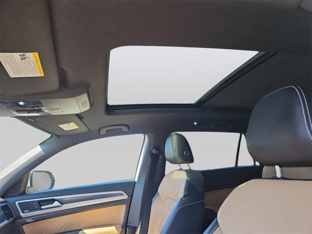 used 2022 Volkswagen Atlas Cross Sport car, priced at $34,299