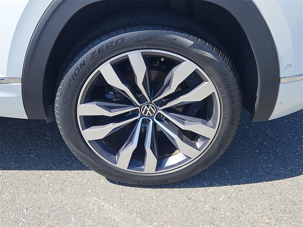 used 2022 Volkswagen Atlas Cross Sport car, priced at $34,299