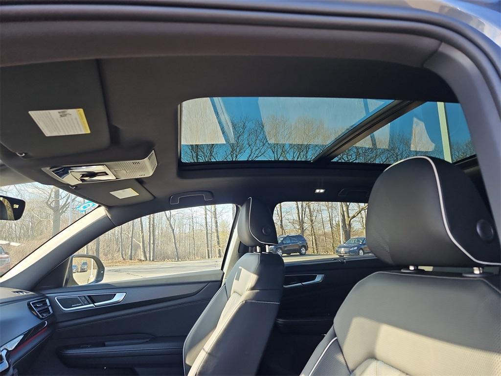 new 2025 Volkswagen Atlas Cross Sport car, priced at $53,108