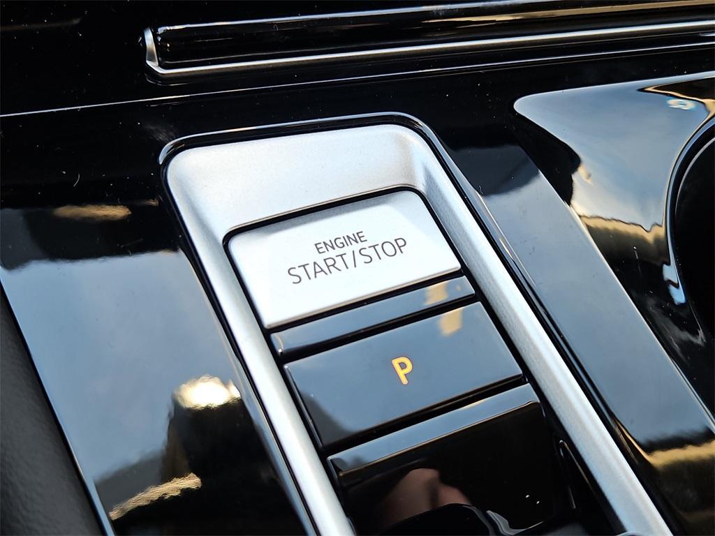new 2025 Volkswagen Atlas car, priced at $47,389