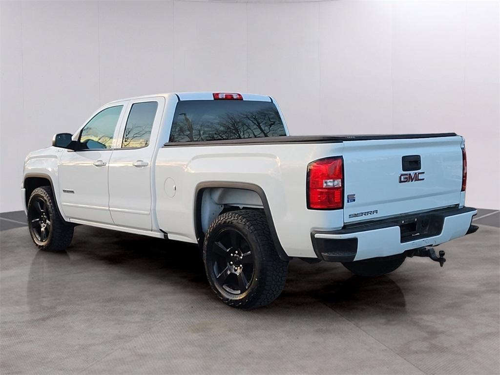 used 2018 GMC Sierra 1500 car, priced at $25,999