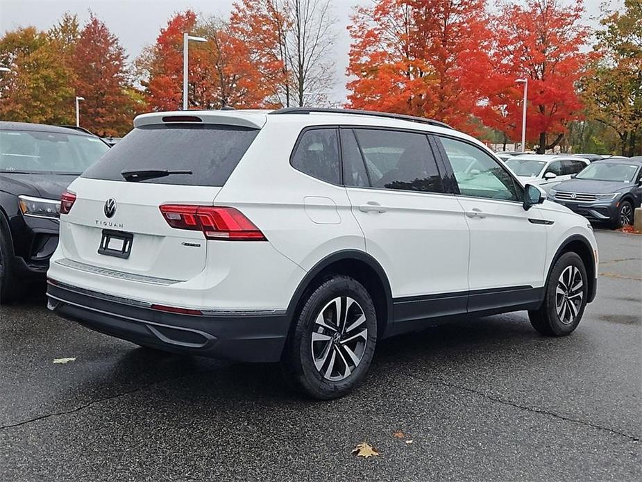 new 2024 Volkswagen Tiguan car, priced at $31,702