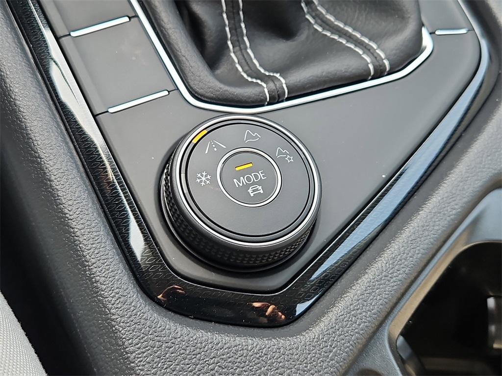 new 2025 Volkswagen Taos car, priced at $28,026