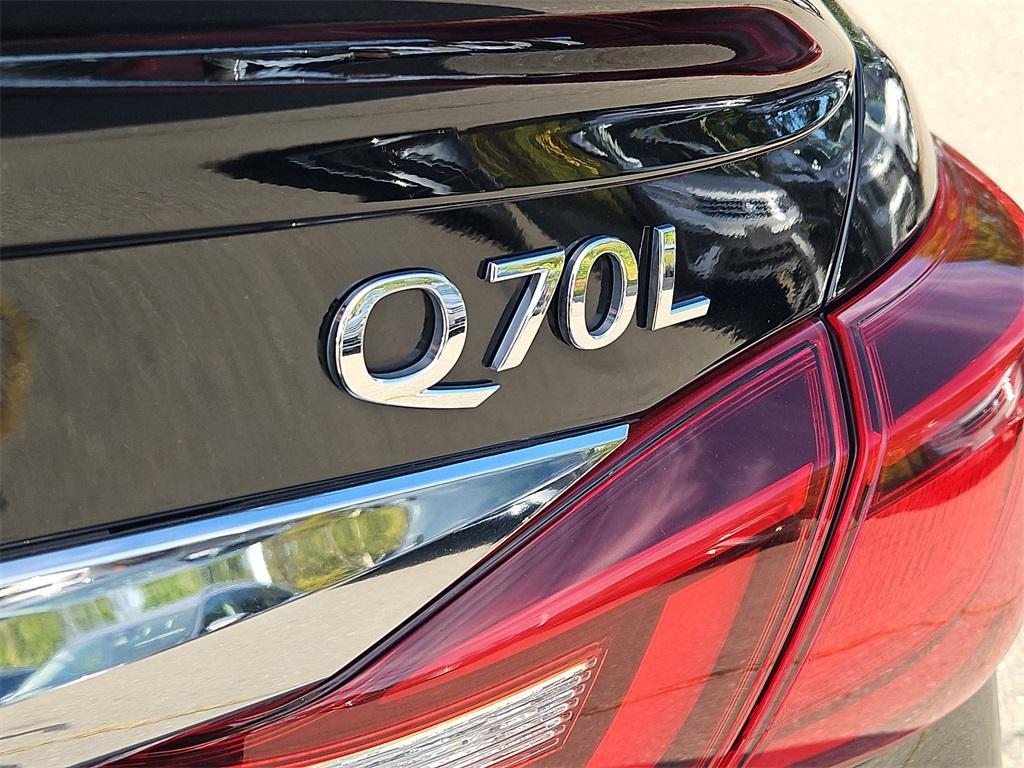 used 2017 INFINITI Q70L car, priced at $25,999