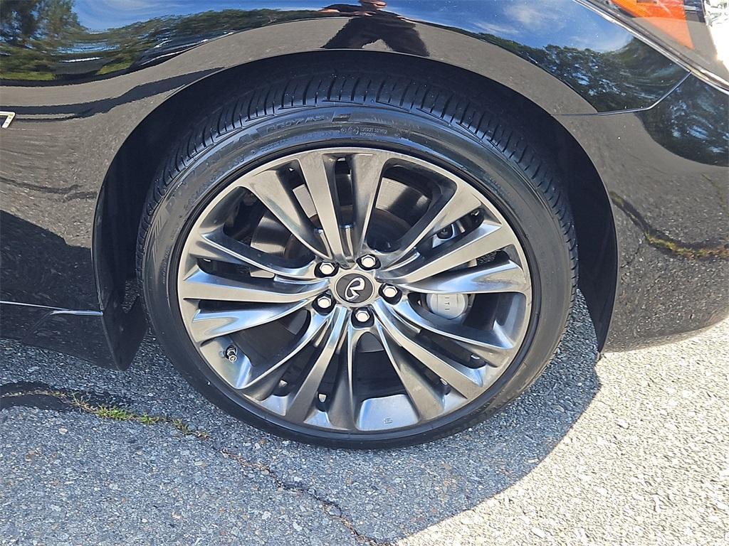 used 2017 INFINITI Q70L car, priced at $25,999