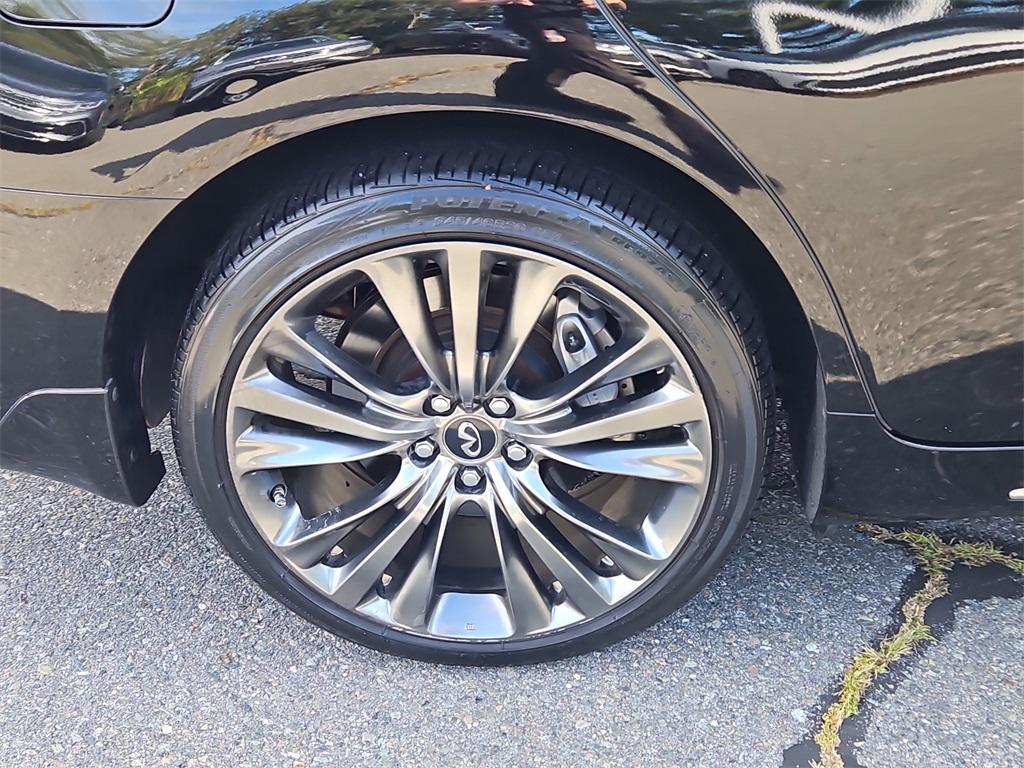 used 2017 INFINITI Q70L car, priced at $25,999