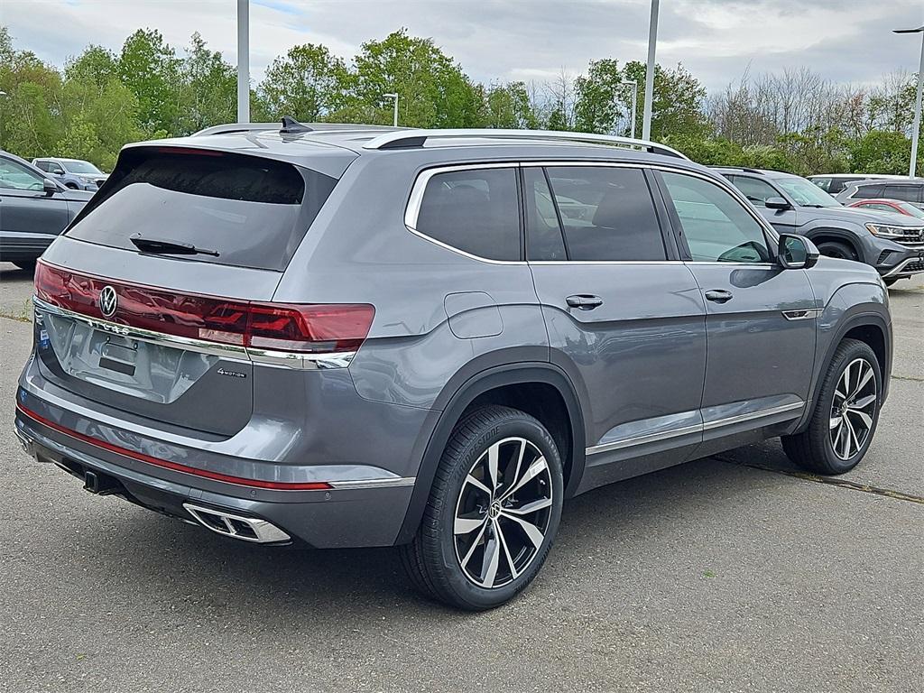 new 2025 Volkswagen Atlas car, priced at $53,995