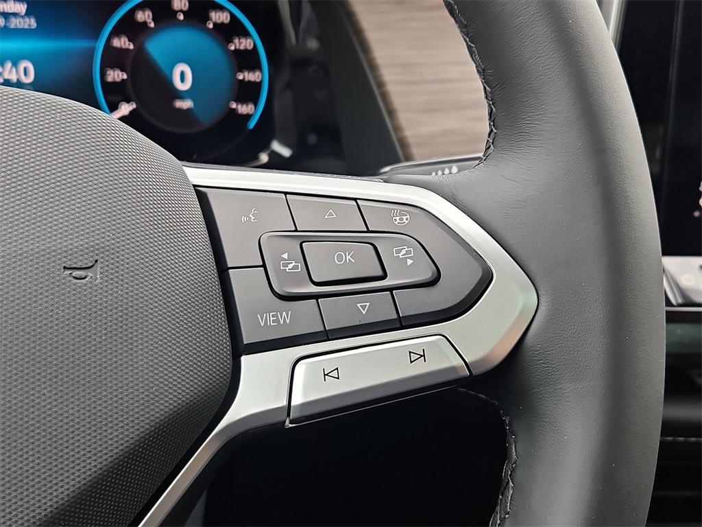 new 2025 Volkswagen Atlas car, priced at $53,995