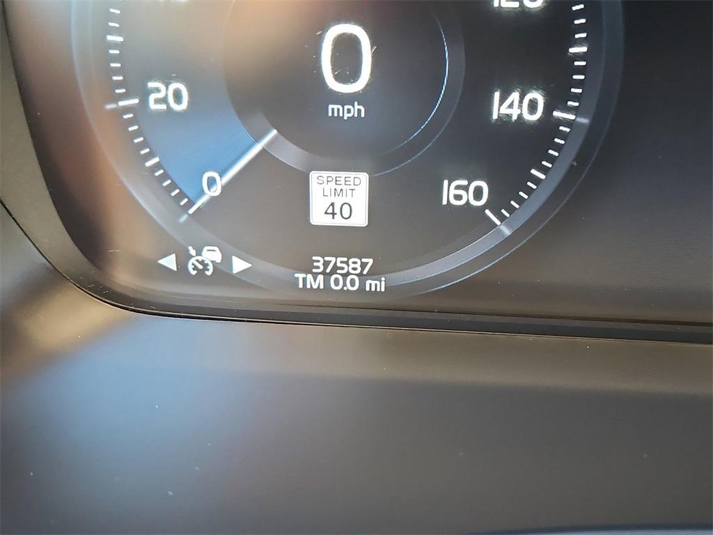 used 2022 Volvo XC90 car, priced at $42,499