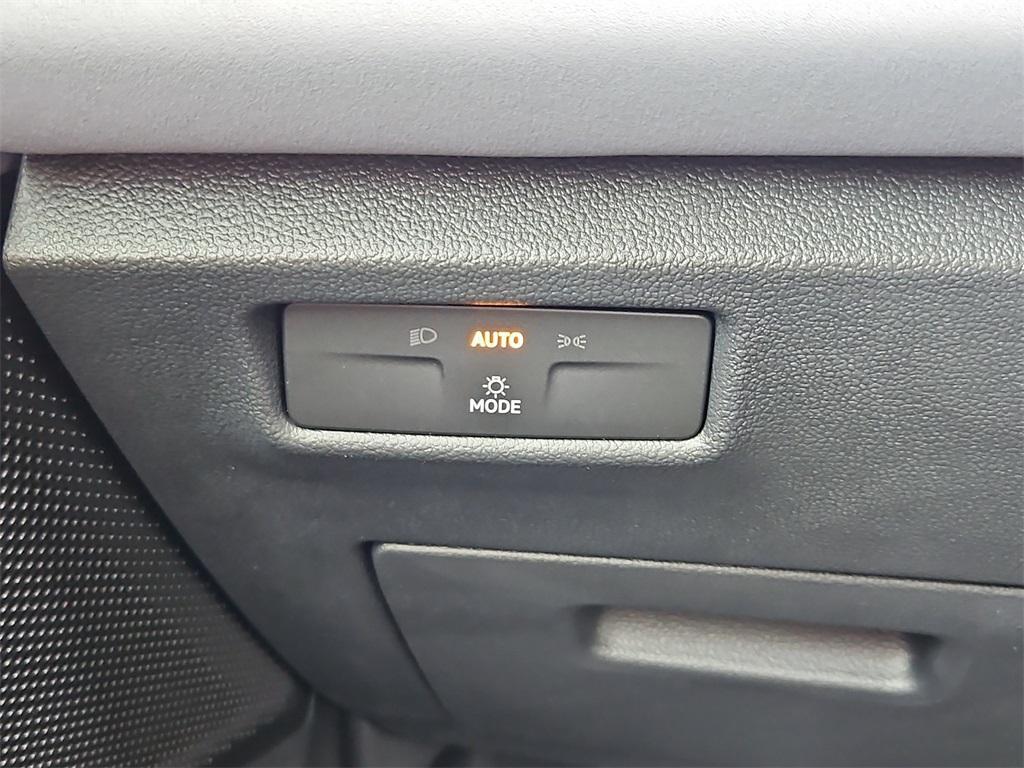 new 2025 Volkswagen Tiguan car, priced at $35,623