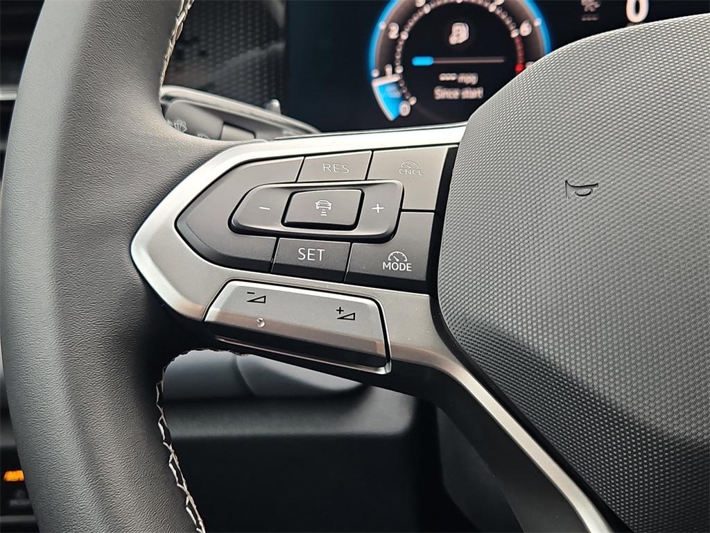 new 2025 Volkswagen Tiguan car, priced at $35,623
