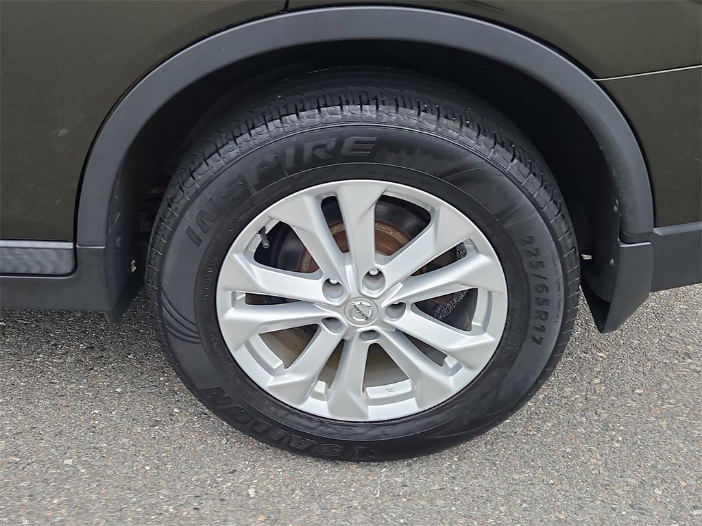 used 2016 Nissan Rogue car, priced at $10,987