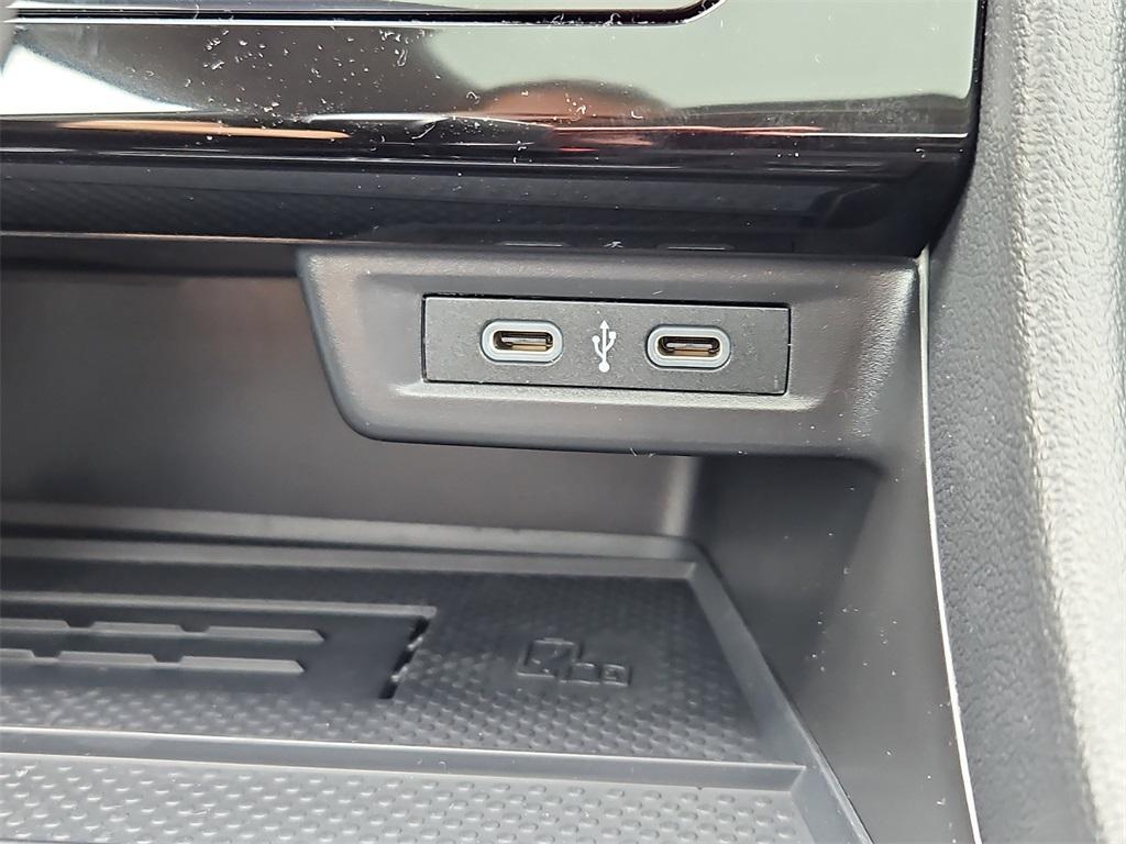 new 2025 Volkswagen Jetta car, priced at $27,253