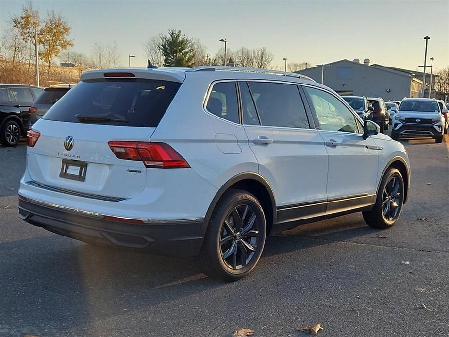 new 2024 Volkswagen Tiguan car, priced at $35,328